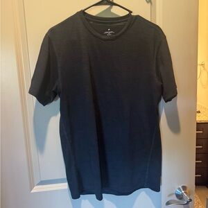 Men’s Fabletics shirt